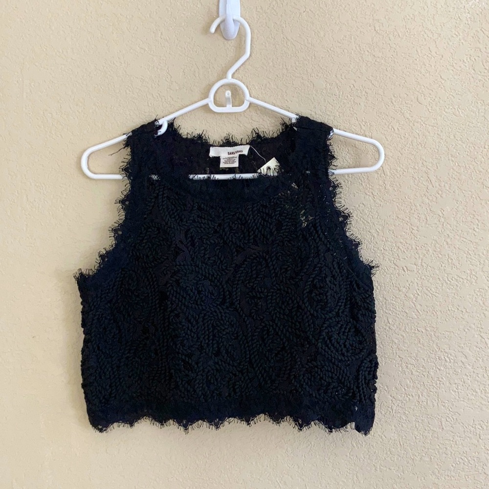 Sans Souci -Black Lace Crop Top -NWT